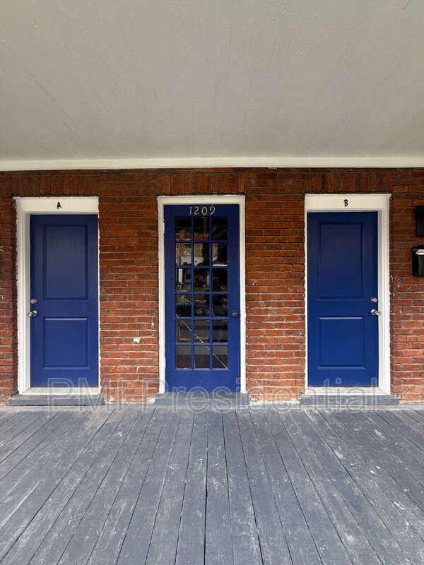 Building Photo - 1209 Wallace St