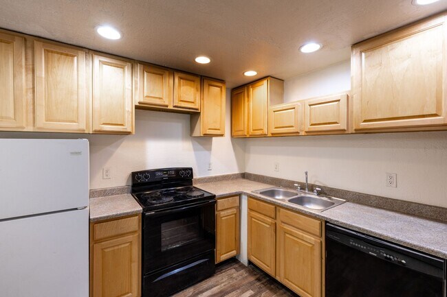 Foto del edificio - 271 N 3rd W