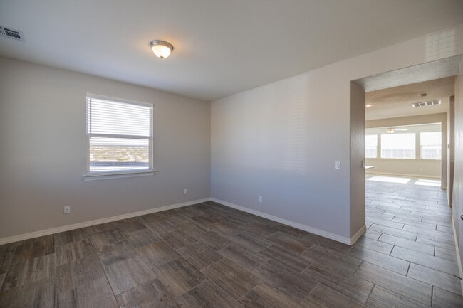 Building Photo - 12832 Shelby Ridge Dr