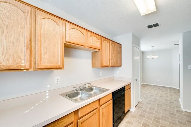 Building Photo - No Application Fees* $500 off 1st months r...