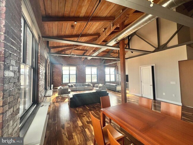 Building Photo - 1147 N 4th St