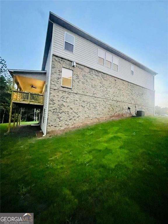 Building Photo - 3883 Ridge Rd