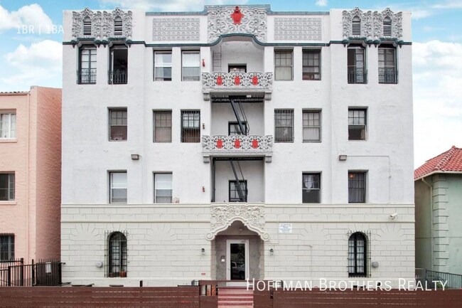 Foto del edificio - 250 S Kenmore Ave