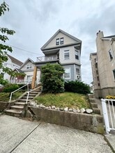 Building Photo - 136 W 25th St