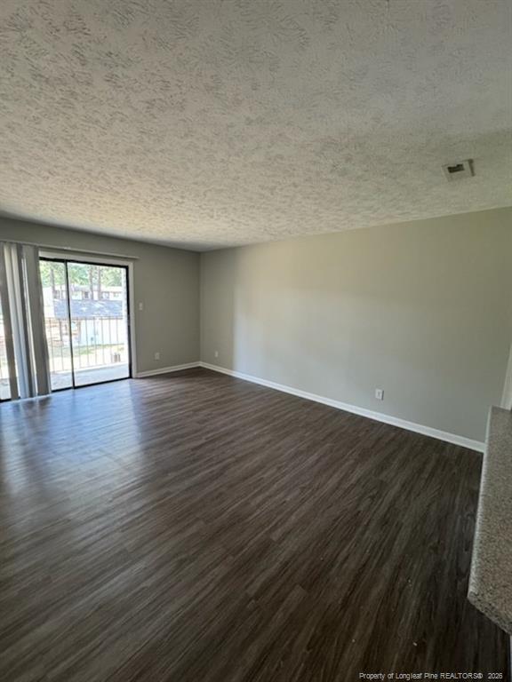 Foto del edificio - 7176 Fillyaw Rd