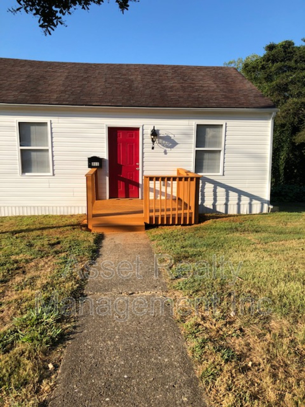 Primary Photo - 311 Jefferson Ave
