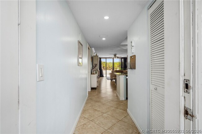 Foto del edificio - 10680 S Ocean Dr