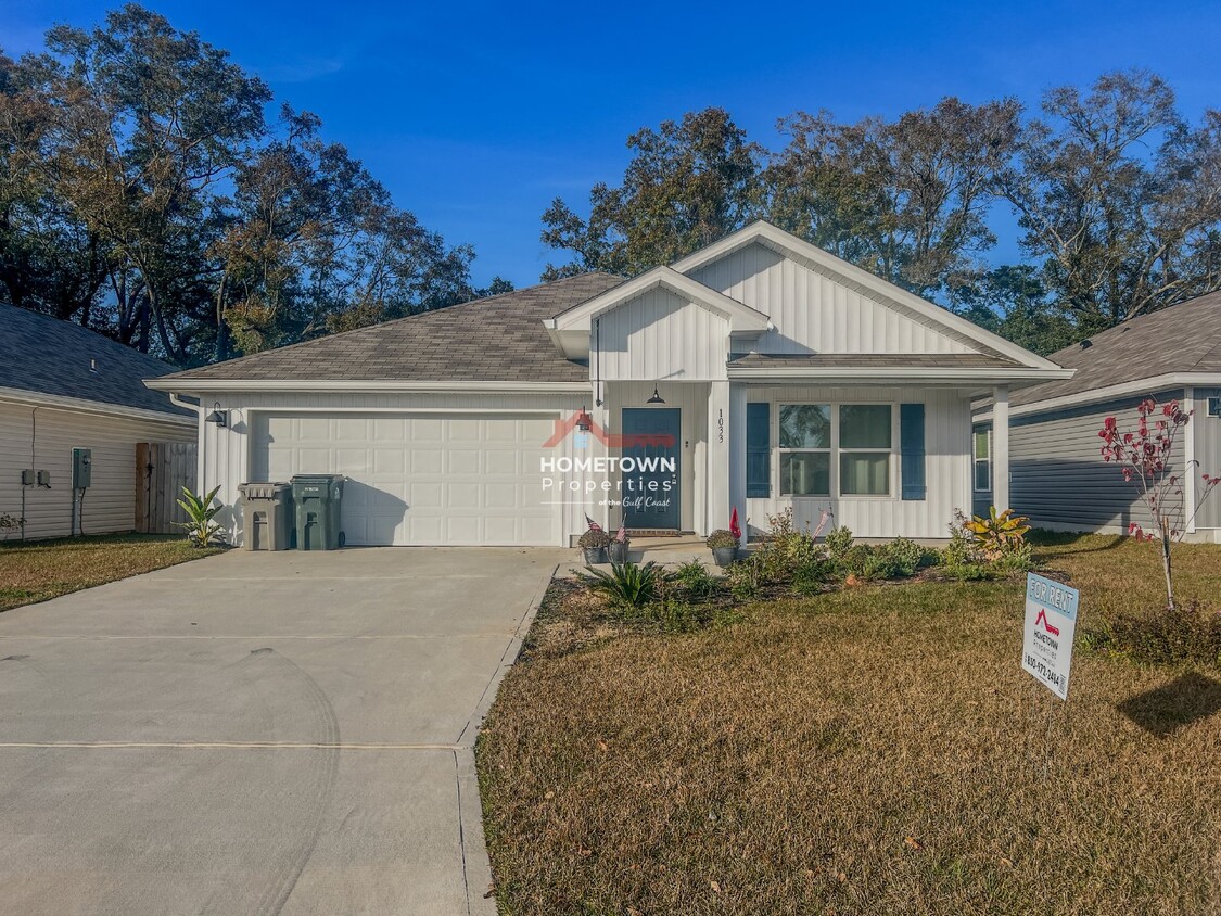 Foto principal - Gorgeous 4 bedroom home in Pensacola