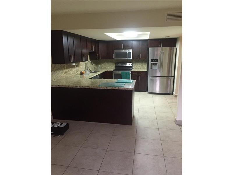 Foto del edificio - 9424 SW 8th Ter