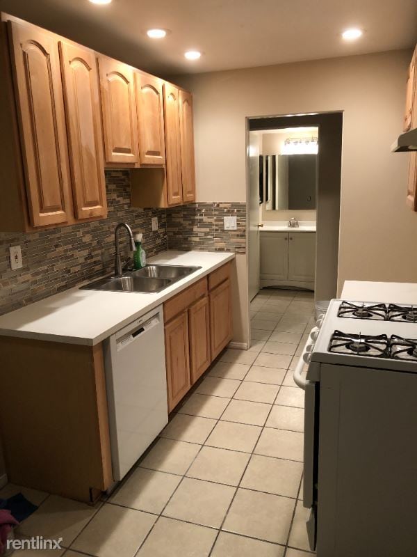 4565 Ramona Ave, La Verne, CA 91750 Condo for Rent in La Verne, CA