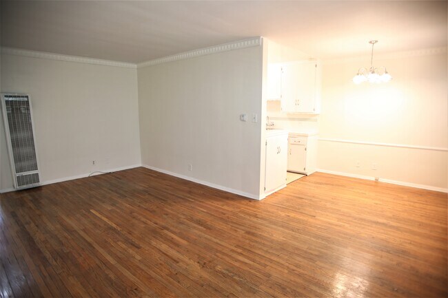 Foto del edificio - 5839 Harold Way