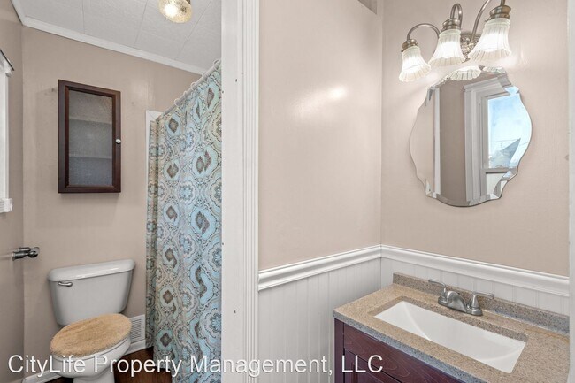 Foto del edificio - 2 br, 1 bath House - 3115 5th Ave