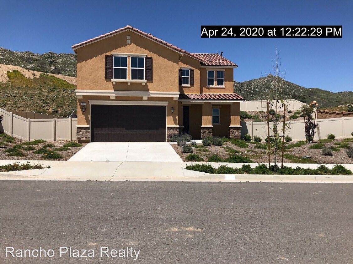 Foto principal - 3 br, 2.5 bath House - 3890 Mulberry Street