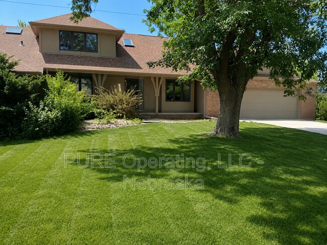 Building Photo - 15527 Mason Cir