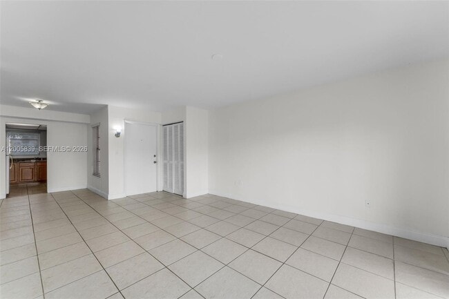 Foto del edificio - 7560 SW 82nd St