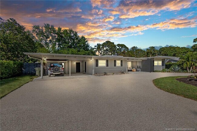 Foto del edificio - 530 S Manor Dr