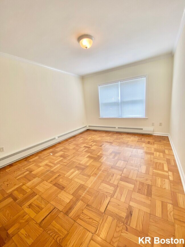 Foto del edificio - 136 Thornton Rd