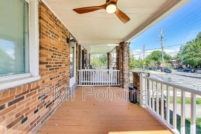 Foto del edificio - 3905 9th St SE