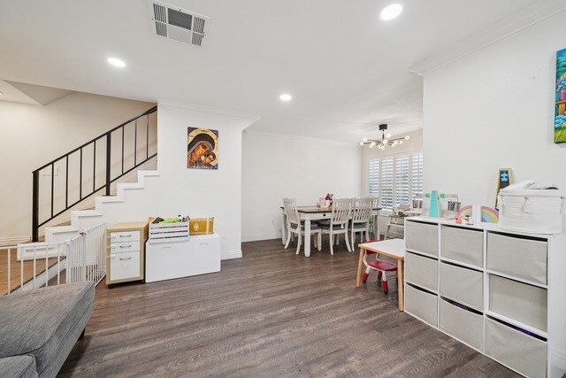 Foto del edificio - 1748 S Mountain Ave