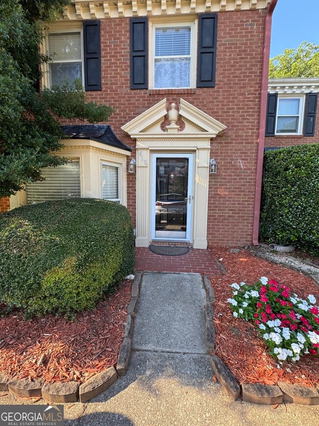 Building Photo - 410 Forestgate Ct