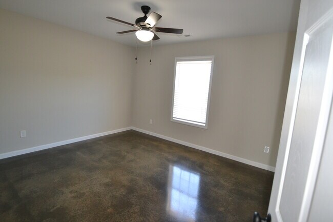 Foto del edificio - 4429 Dillbrook Ln