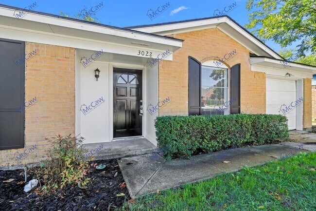 Building Photo - Cute 3/1.5 Home in Rowlett!