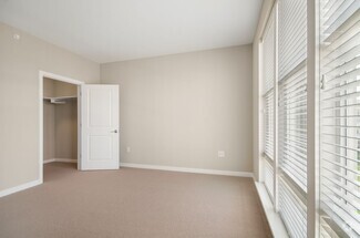 Building Photo - 2100 Haddonfield Rd