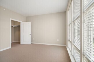 Building Photo - 2100 Haddonfield Rd