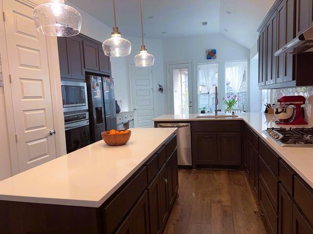 Building Photo - 2333 Cobbler St