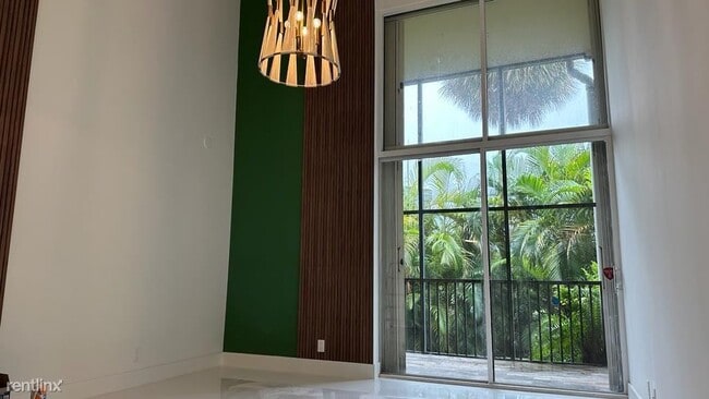Foto del edificio - 3 br, 3 bath House - 20329 W Country Club ...