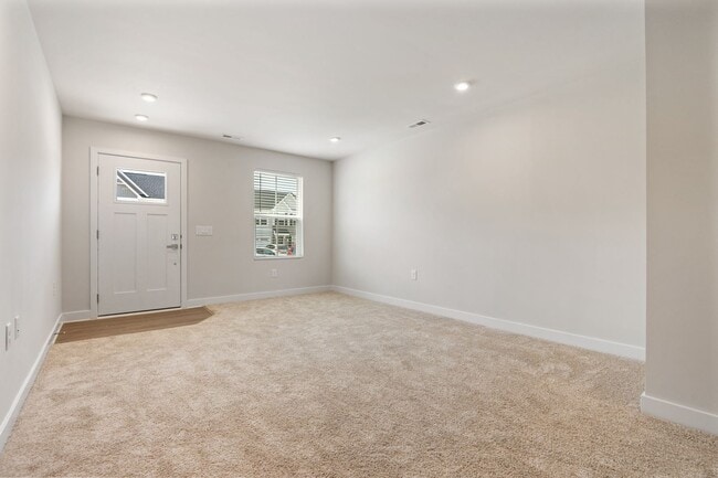 Foto del edificio - 644 Pasture Ridge Rd