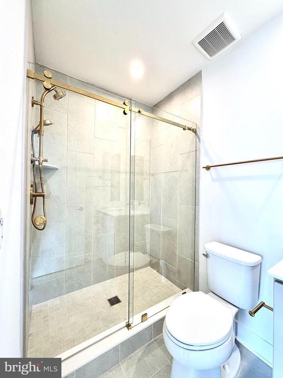 Foto del edificio - 5502 Topaz Ln