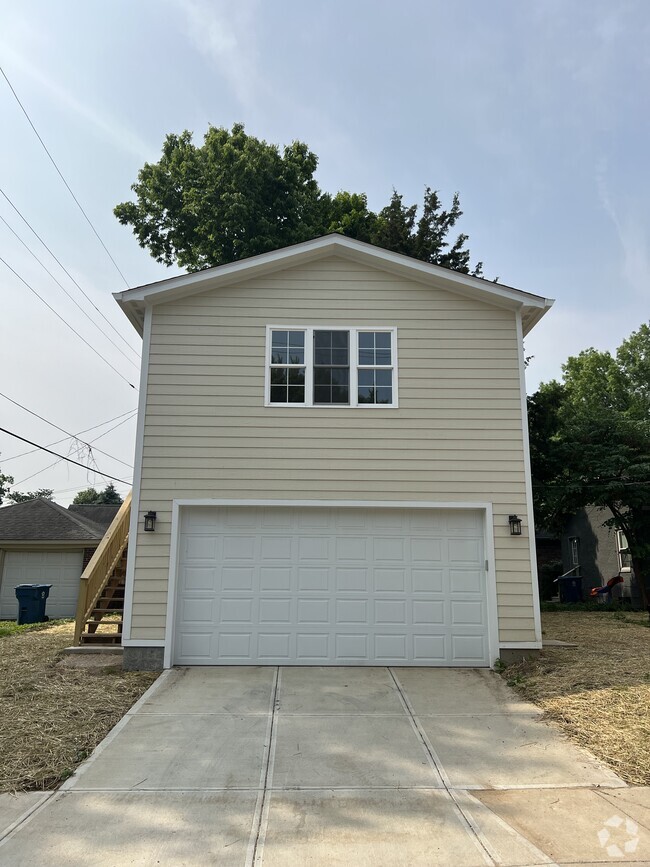 Building Photo - 4841 N Kenwood Ave
