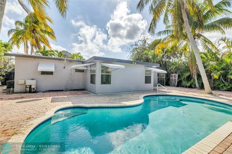 Foto principal - 511 SE 13th Ct