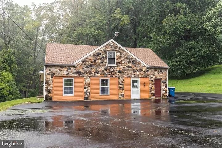 Foto principal - 1015 Baltimore Pike