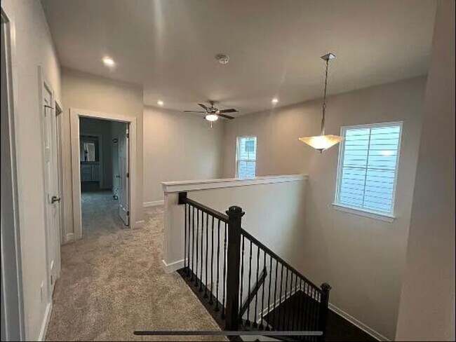 Foto del edificio - 8053 Warbler Way