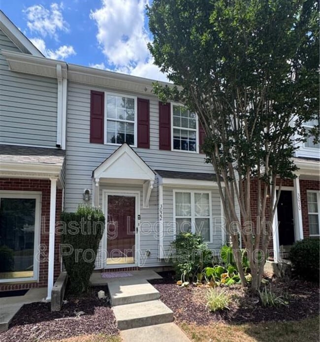 Building Photo - 3022 Kensington Pl