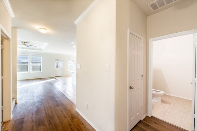 Building Photo - 3112 Manuel Creek Dr