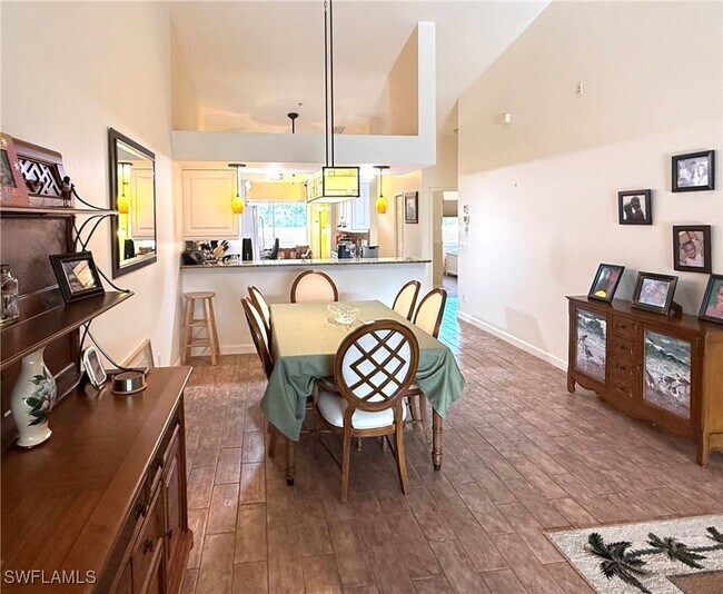 Foto del edificio - 6680 Beach Resort Dr