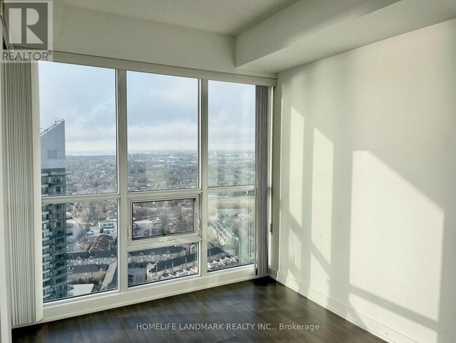 Building Photo - 2220 Lake Shore Blvd W