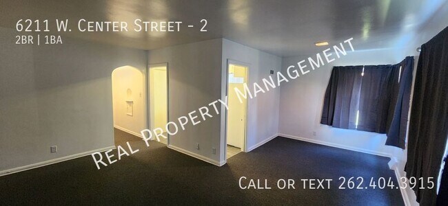 Foto del edificio - 6211 W Center St