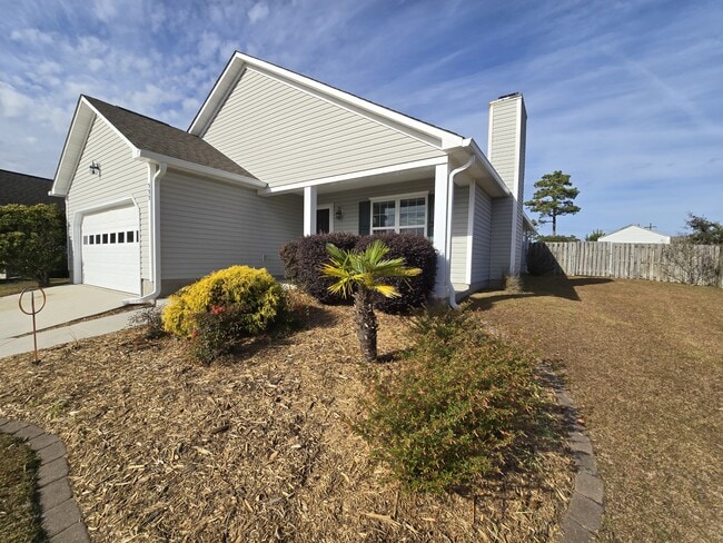 Building Photo - 333 Rose Bud Ln