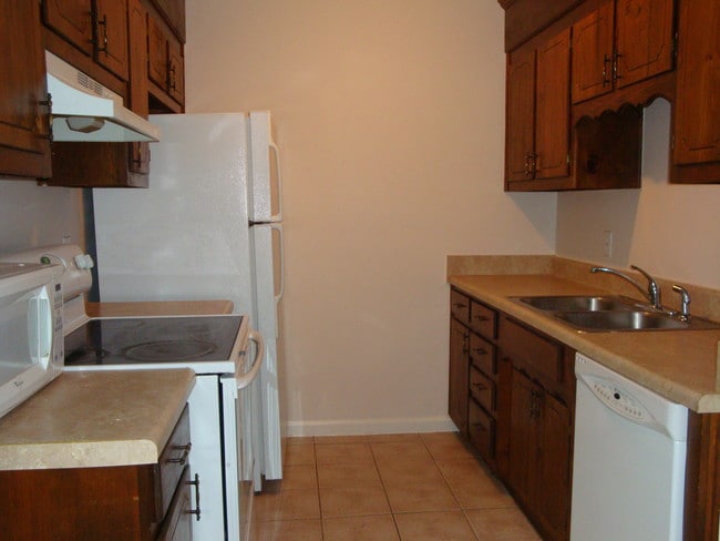 Building Photo - 919 Ketch Ct