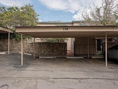Primary Photo - 238 Paso Noble Dr