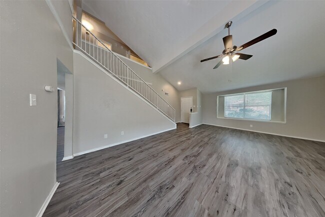 Foto del edificio - 7206 Fuchsia Ln