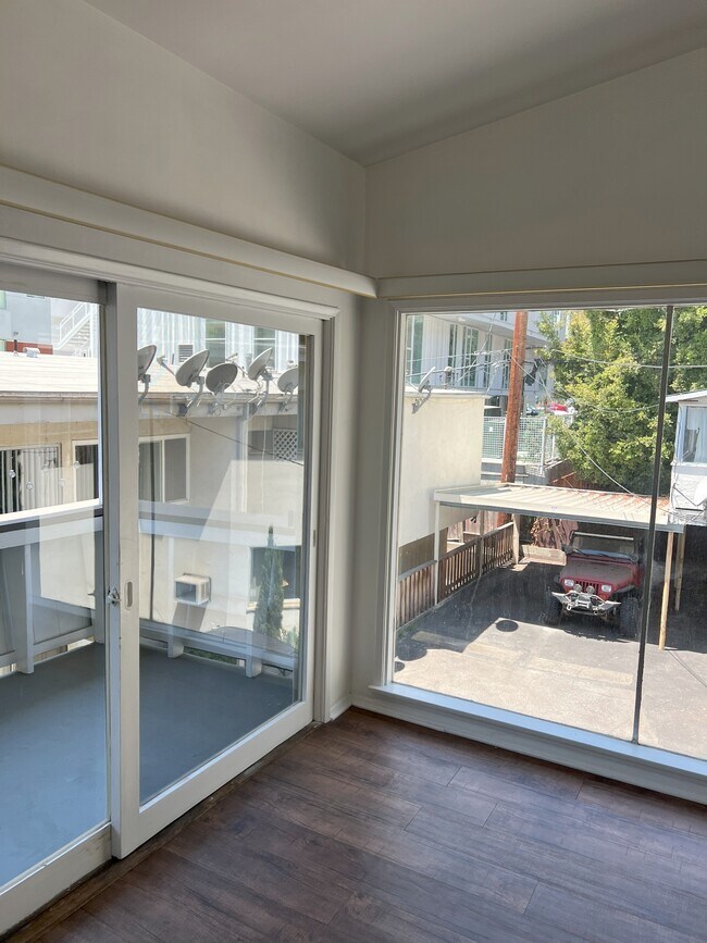 Foto del edificio - 1147 Hacienda Pl