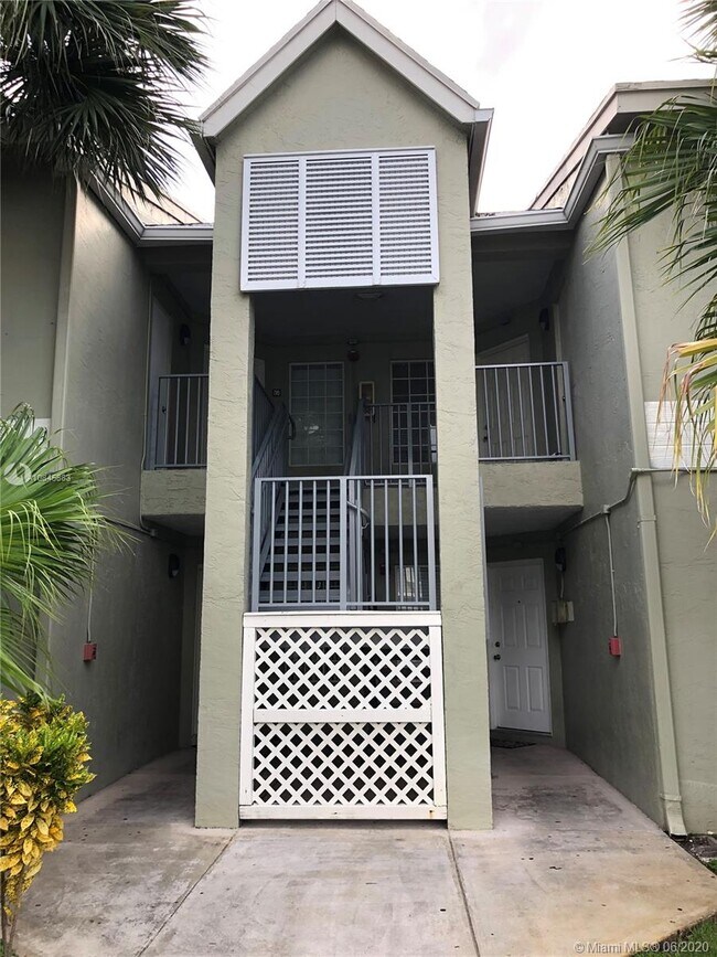 Building Photo - 17440 NW 67th Ct