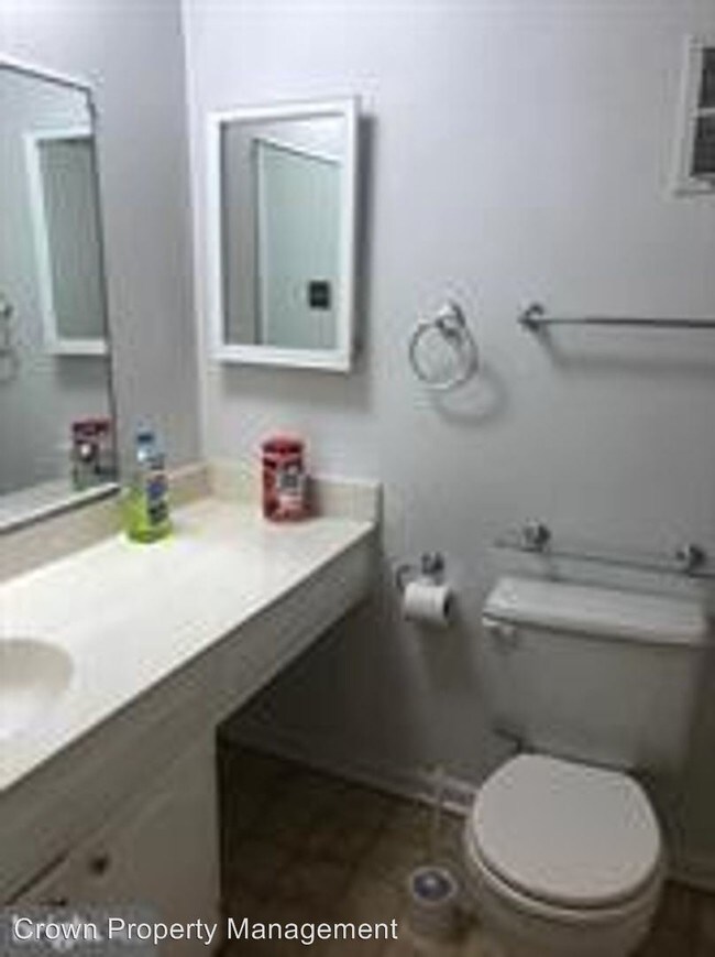 Foto del edificio - 20307 Beaconfield Terrace