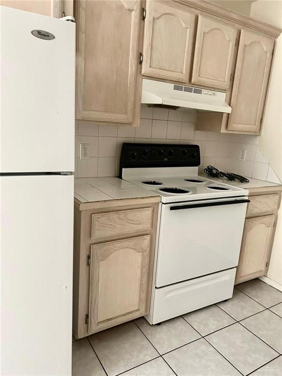 Foto del edificio - 10 S Logan Dr