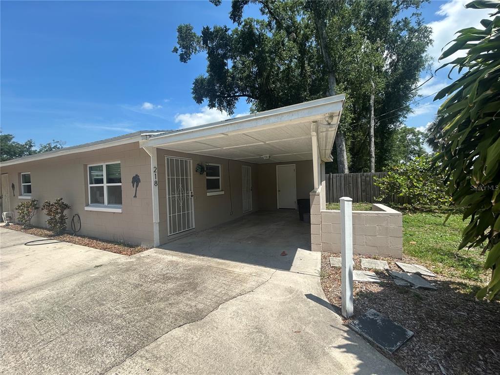 Foto principal - 218 N Cypress Way